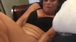 Cougar Has a Great Orgasm with Dildo
